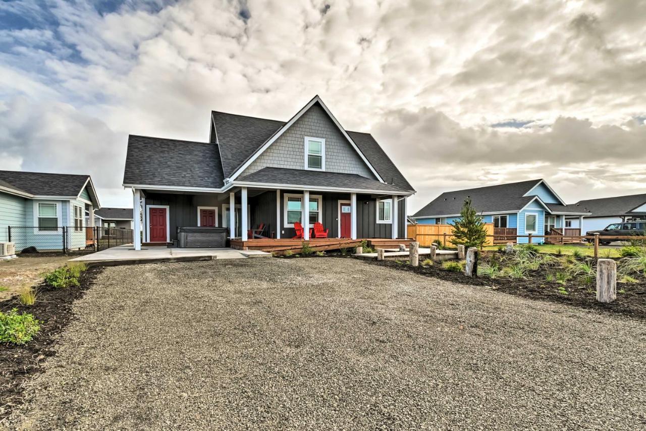 Ocean Shores Getaway With Fireplace And Hot Tub! Exteriér fotografie